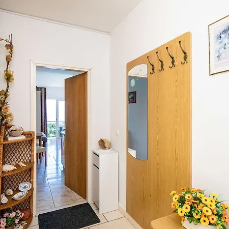 Nikolina Lu - With Sea View 3 Adults * Lumbarda